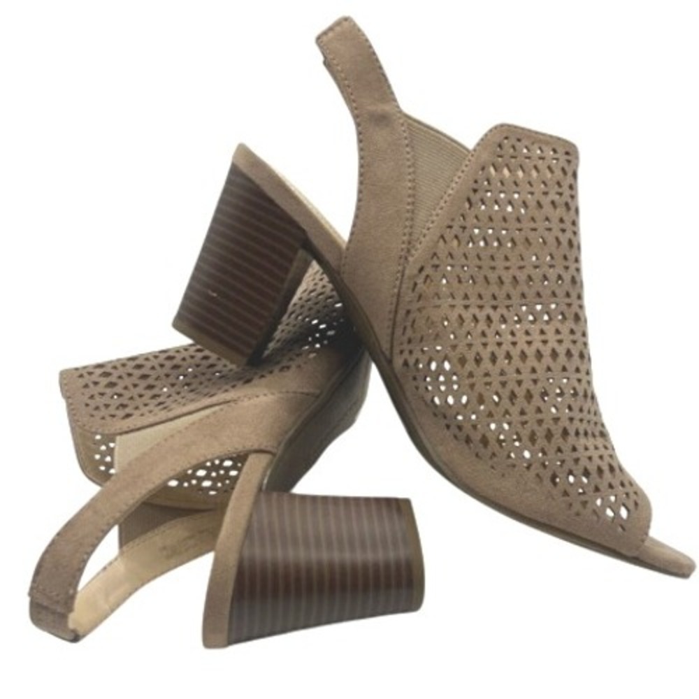 Liz Claiborne Women's LC Gamma Taupe Block Heel Open Toe Sandals 8M Career Work